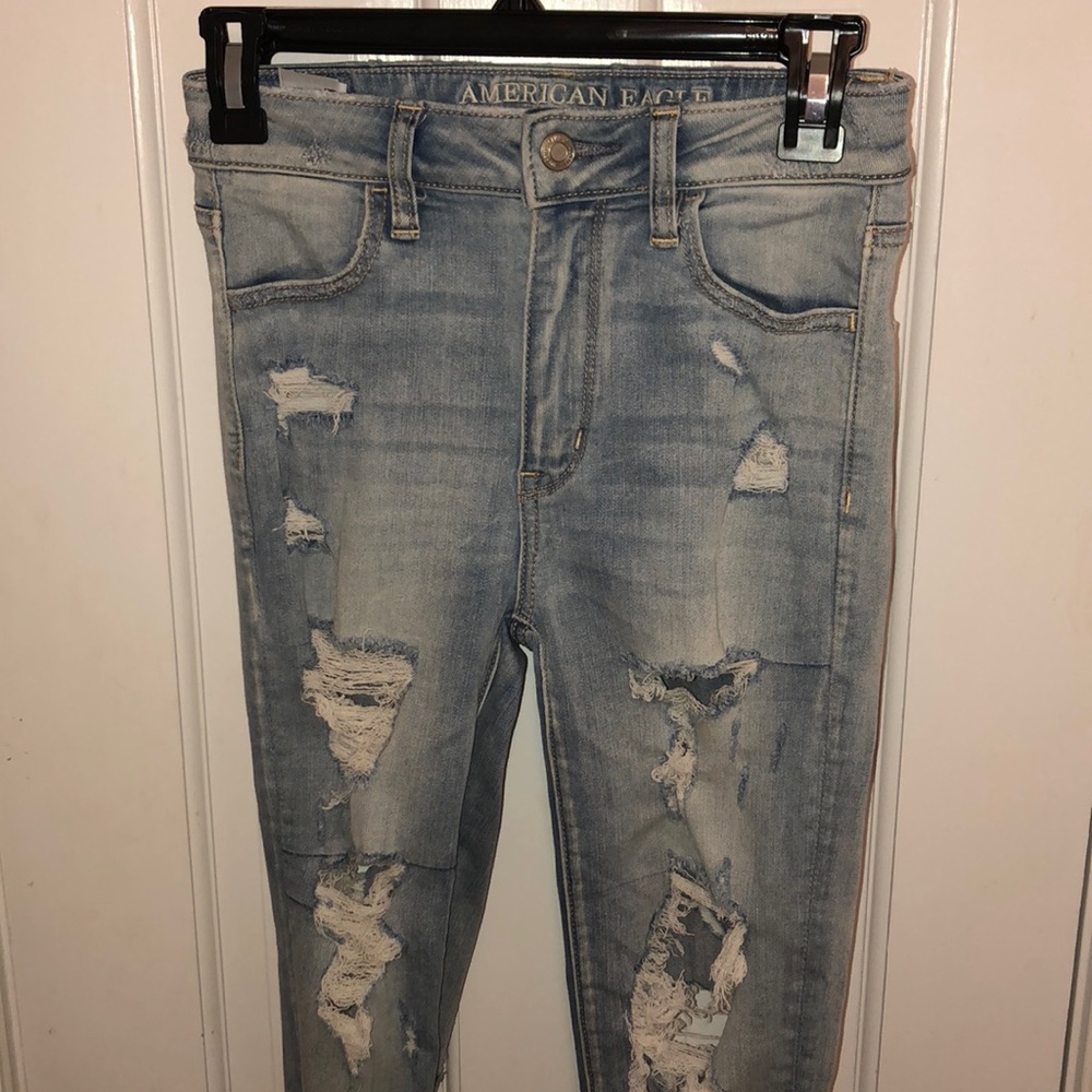 ripped blue skinny jeans